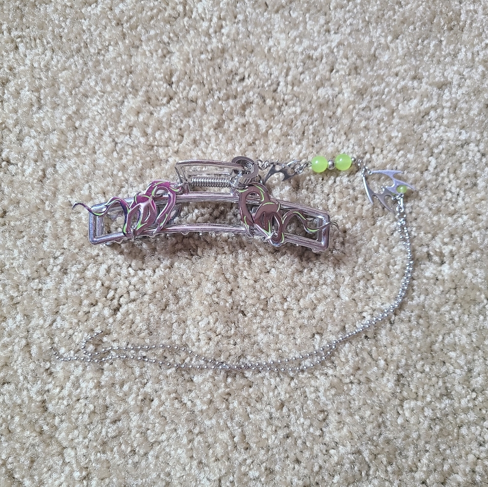snake claw clip